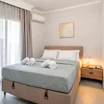 Avra Sea Walls Apartamento *