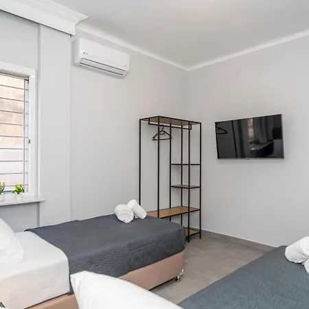 Avra Sea Walls Apartment Thessaloniki