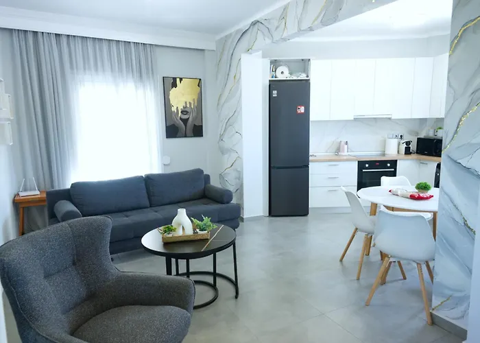 Apartment Avra Sea Walls